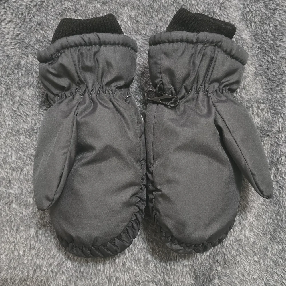 Cozy Black Kids Mittens